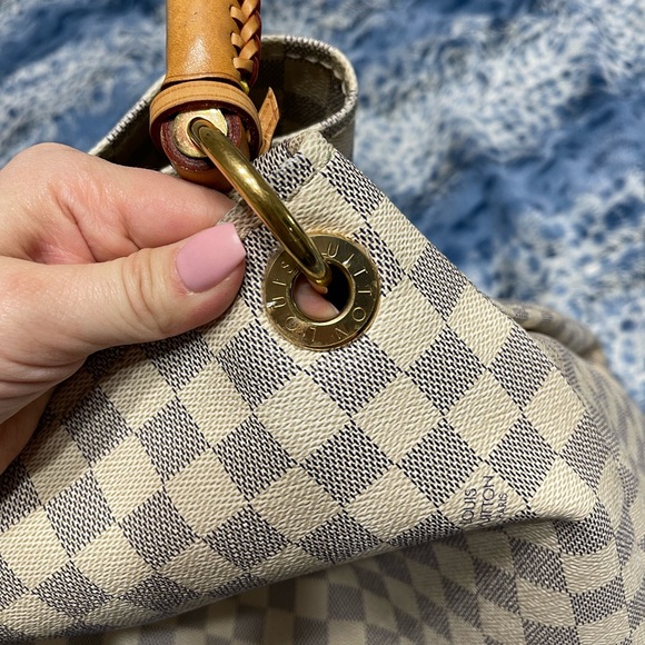 Louis Vuitton Artsy - Picture 2 of 10